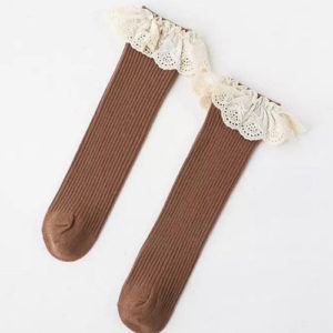 Calcetas Con Encaje Café